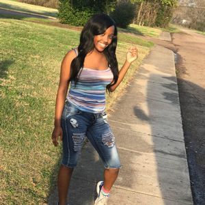 Meet your Posher, Danasia